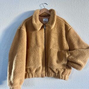 Urban Outfitters Tan Sherpa Jacket Size XL
